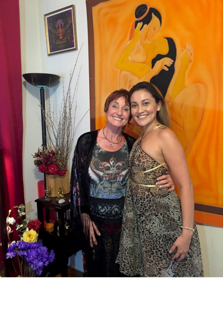 Carla Tara with happy coaching client Flor
